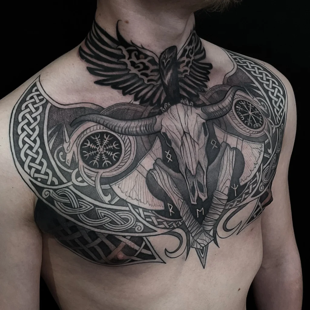 tatuarze meskie warszawa - tatuarz mitologiczny - klatka