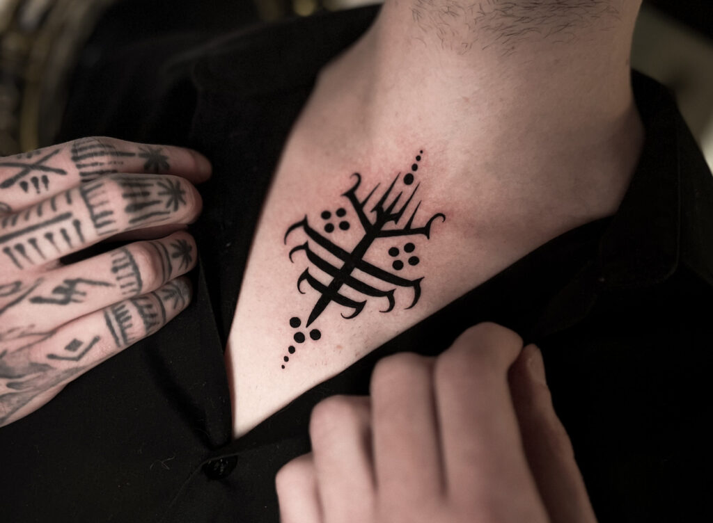 tatuaż symboliczny warszawa mateusz zielinski