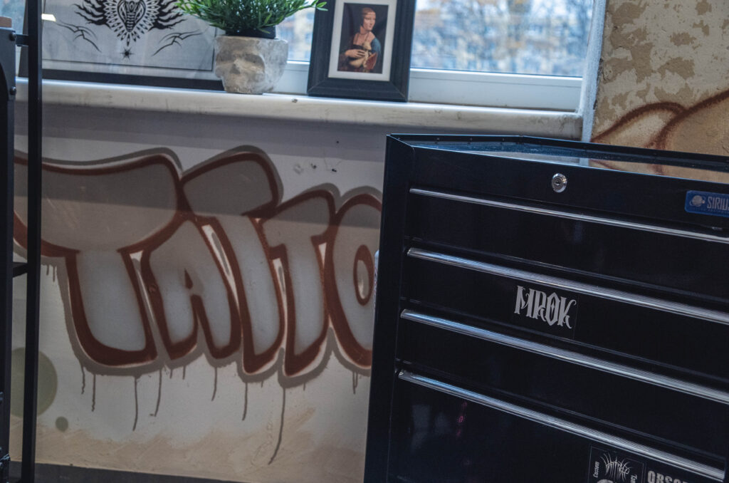 studio tatuażu Warszawa – tatuaże artystyczne i symboliczne Mateusz Zieliński - artysta