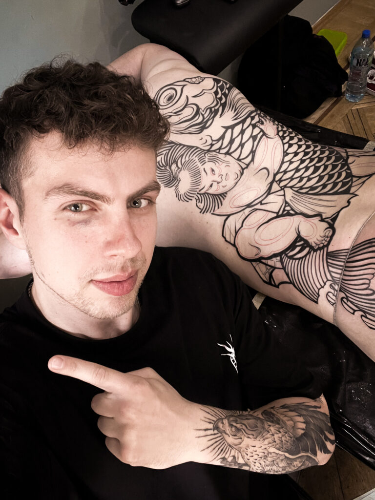 Jak dbać o tatuaż, Mateusz Zieliński artysta tatuażu Warszawa Centrum